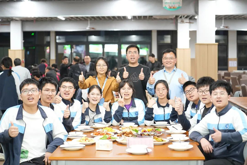 校長陪餐 | 美好“食”光，暢談“味”來